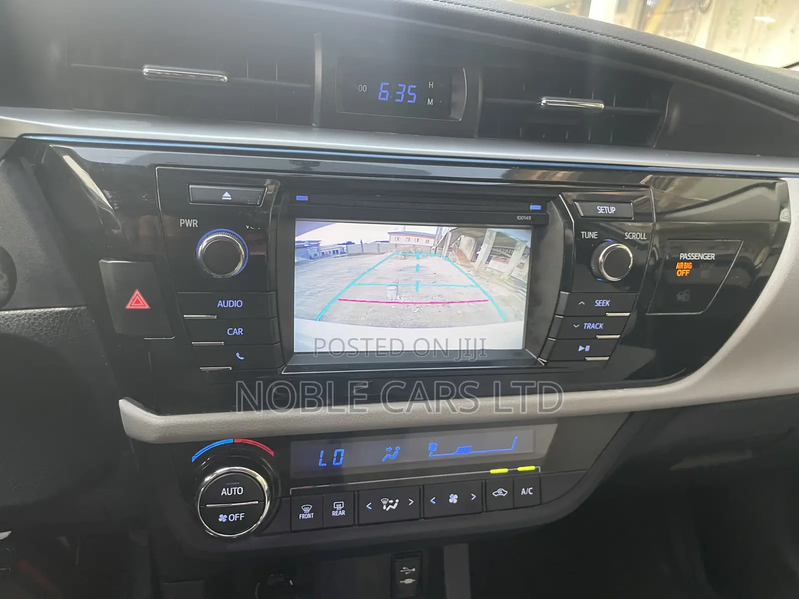 Toyota Corolla 2015 White