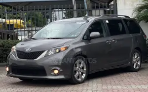 Toyota Sienna 2014 Gray