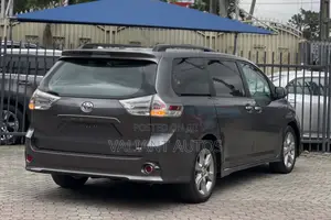 Toyota Sienna 2014 Gray