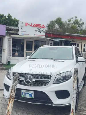 Mercedes-Benz GLE-Class GLE 350d 4MATIC 2016 White