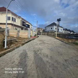 4bdrm Bungalow in Royal Garden, Lugbe District for sale