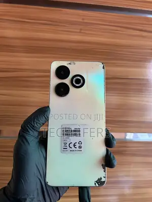 Infinix Smart 8 64 GB White