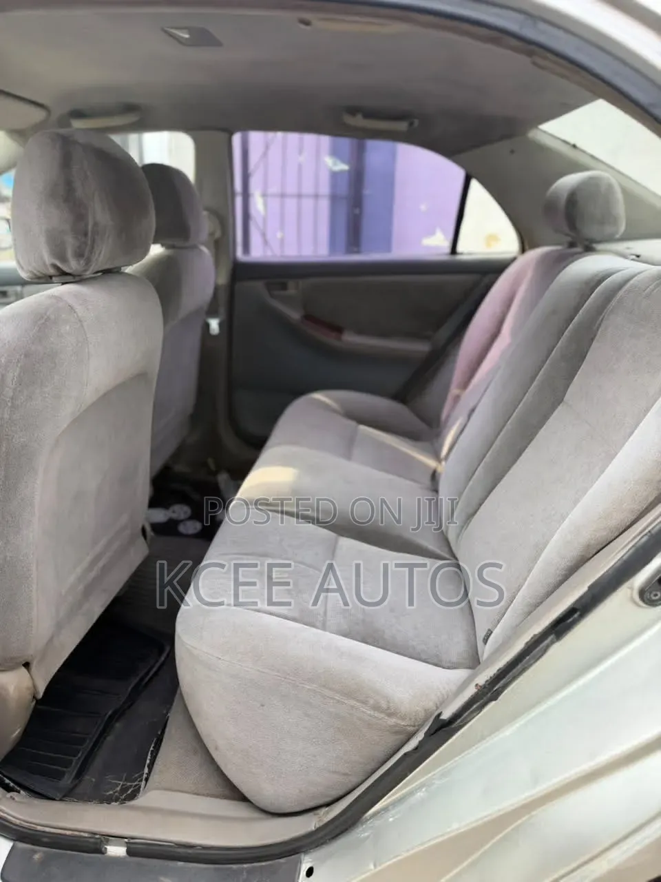 Toyota Corolla 2004 Silver
