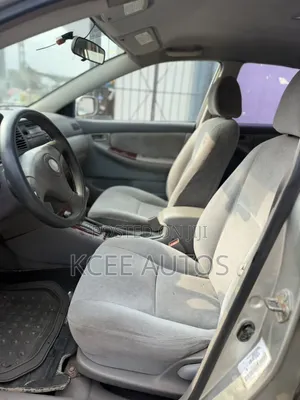 Toyota Corolla 2004 Silver
