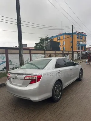 Toyota Camry 2013 Silver