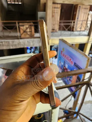 New Apple iPhone 16 Pro 128 GB Gold