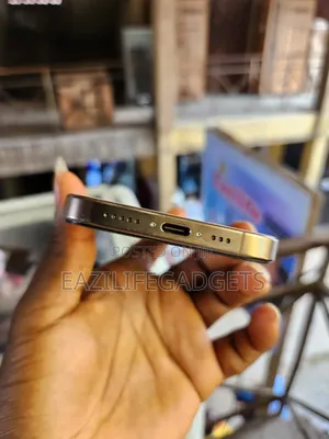 New Apple iPhone 16 Pro 128 GB Gold