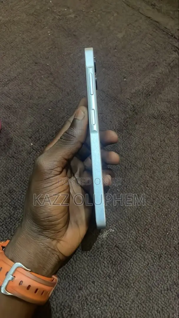 Samsung Galaxy A06 64 GB Gray
