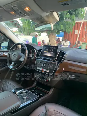 Mercedes-Benz GLE-Class 2017 Black