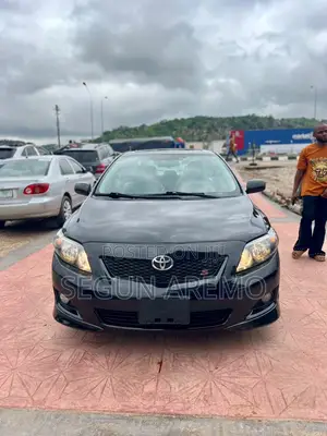 Toyota Corolla 2011 Black