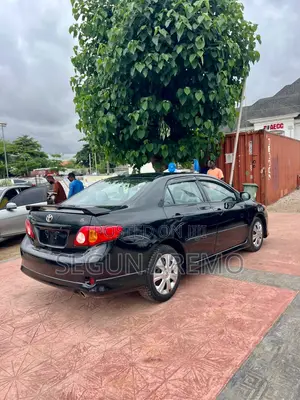 Toyota Corolla 2011 Black