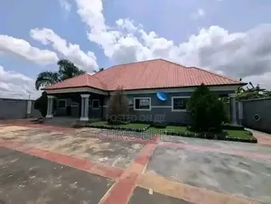 4bdrm Bungalow in Uyo for rent