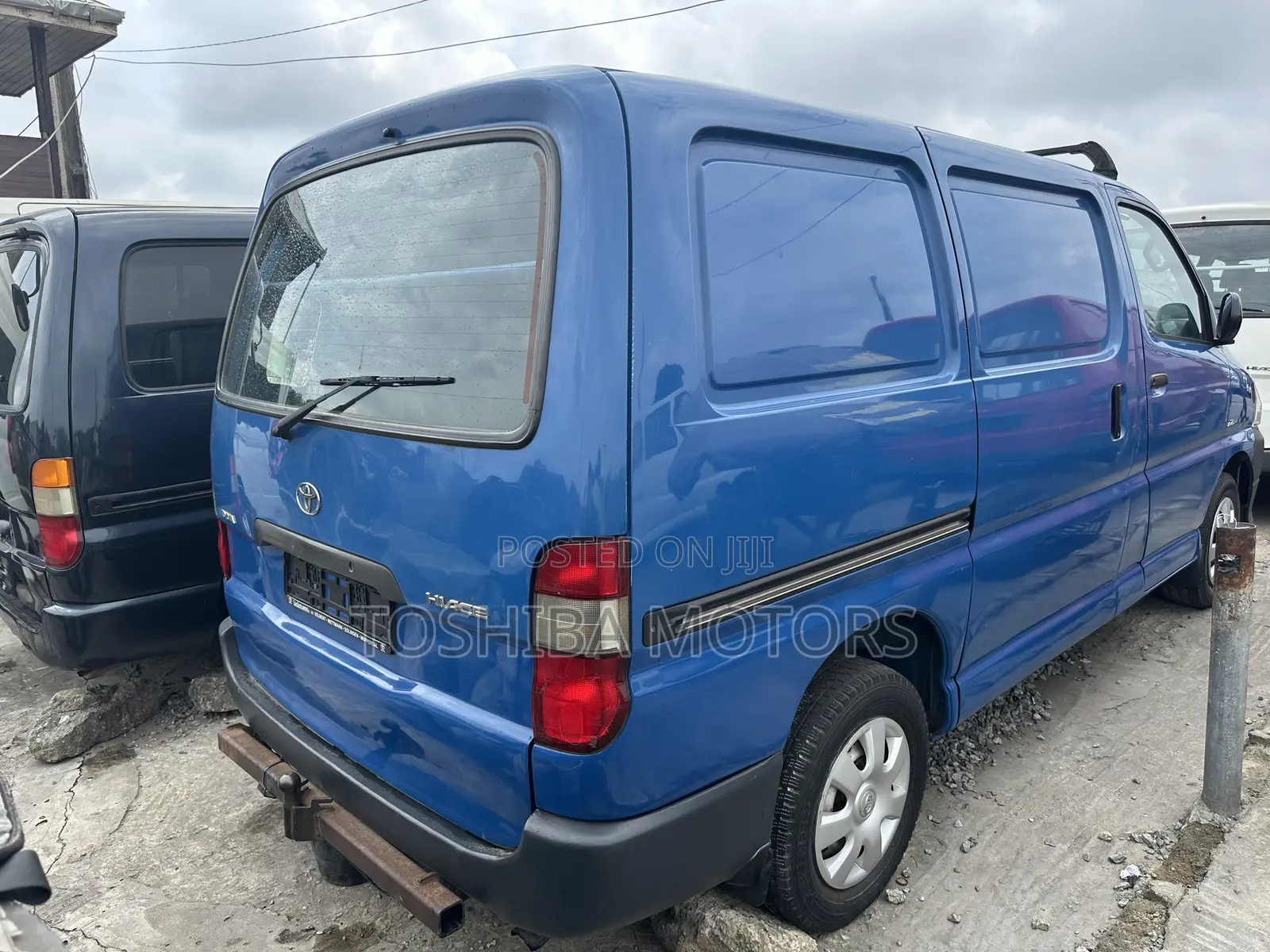 Toyota HiAce 2007 Blue