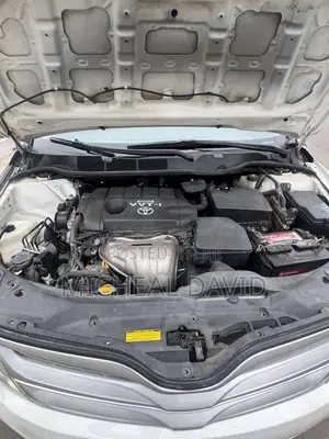 Toyota Venza XLE 2010 White