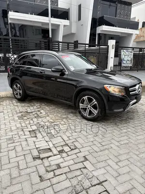 Mercedes-Benz GLC-Class 2017 Black