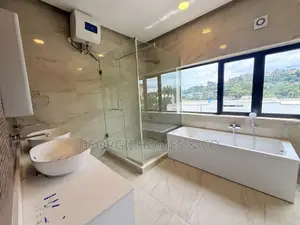 4bdrm Townhouse / Terrace in Maitama for rent