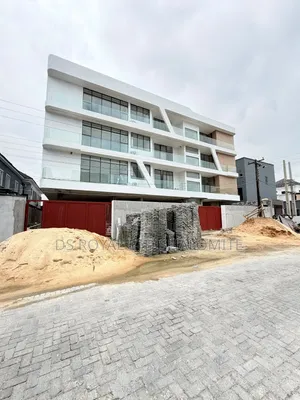 2bdrm Block of Flats in Lekki Phase 1 for sale