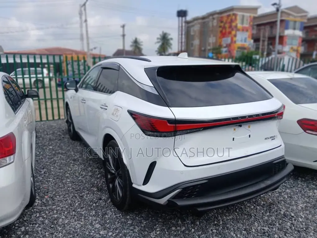 Lexus RX 2023 White