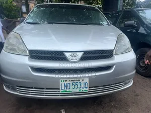 Toyota Sienna 2006 Gray