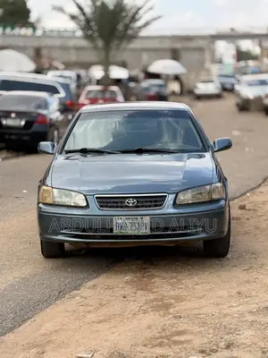 Toyota Camry LE 4dr Sedan (2.2L 4cyl 4A) 2000 Blue