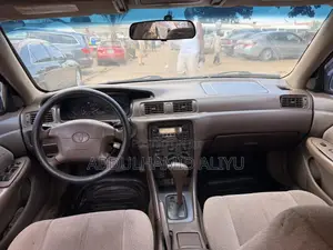 Toyota Camry LE 4dr Sedan (2.2L 4cyl 4A) 2000 Blue