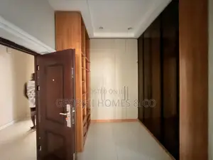 3bdrm Apartment in Maitama for rent