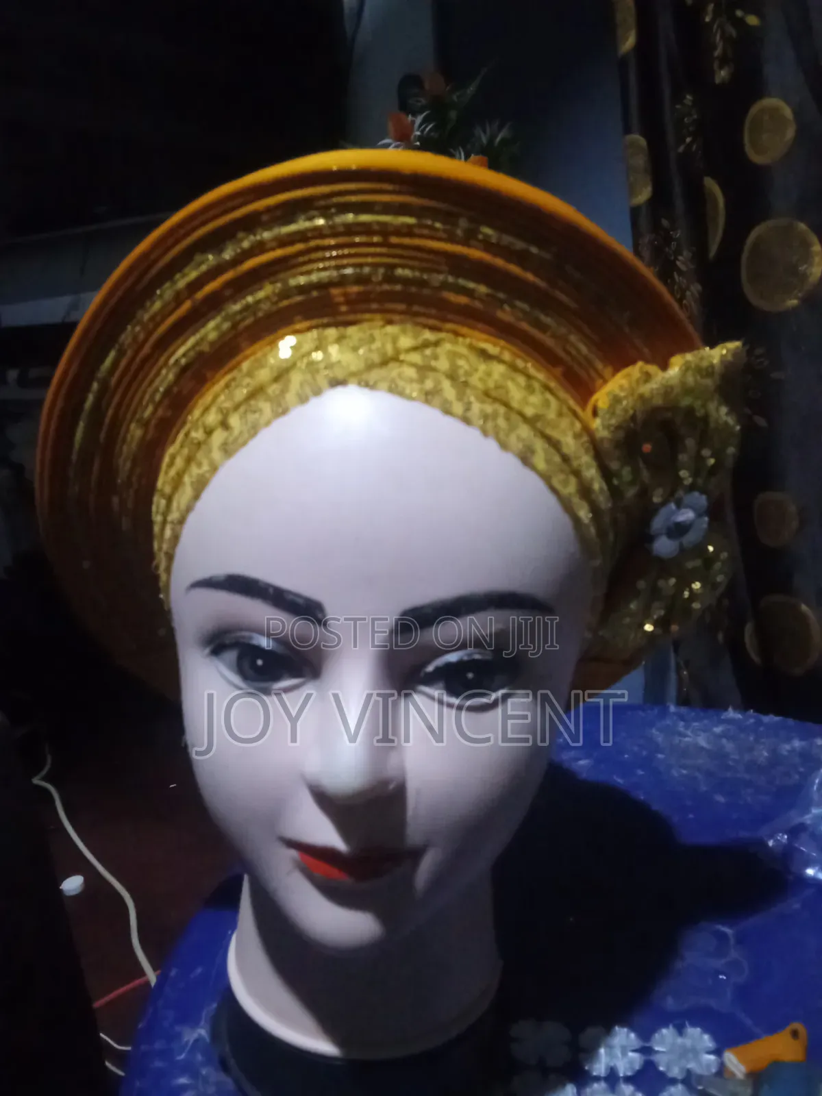 Auto Gele, Fan