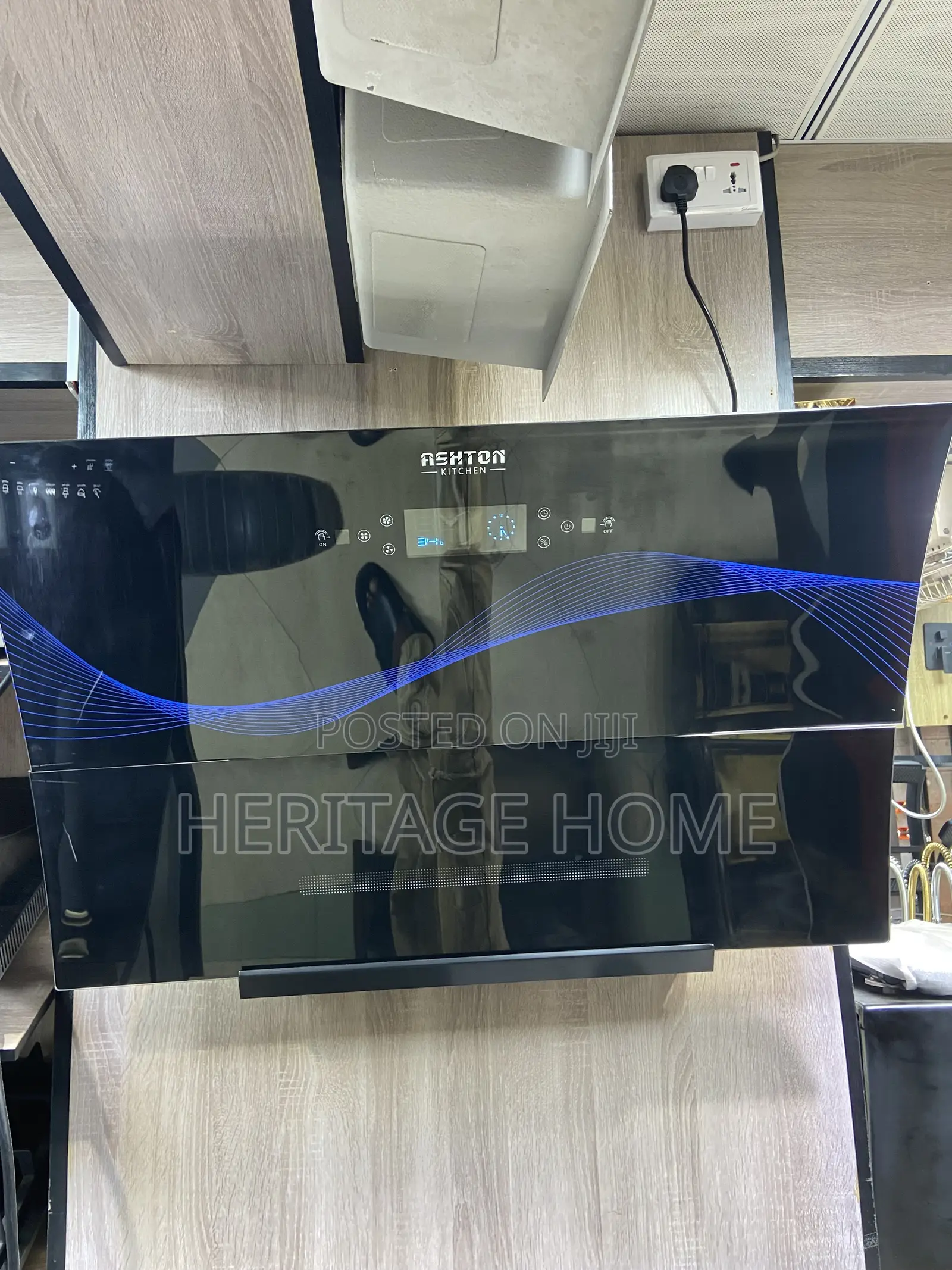 LED Smoke Extractor