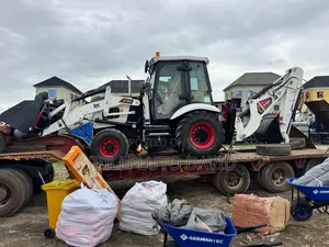 Bobcat B760 Backhoe Loader