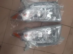 Head Light for Toyota Highlander 2012 Model
