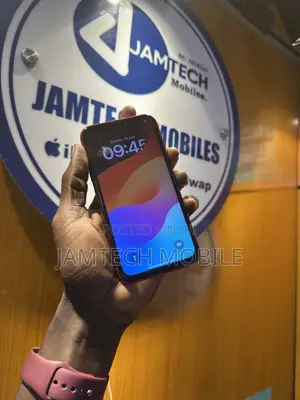 Apple iPhone 11 64 GB Red