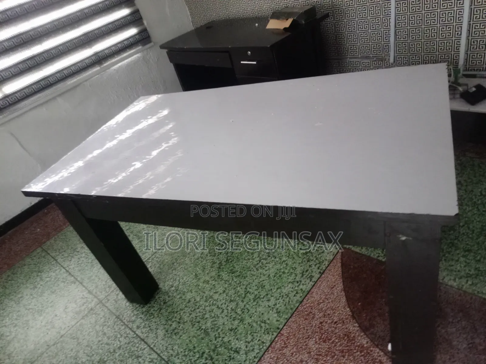 Dinning Table