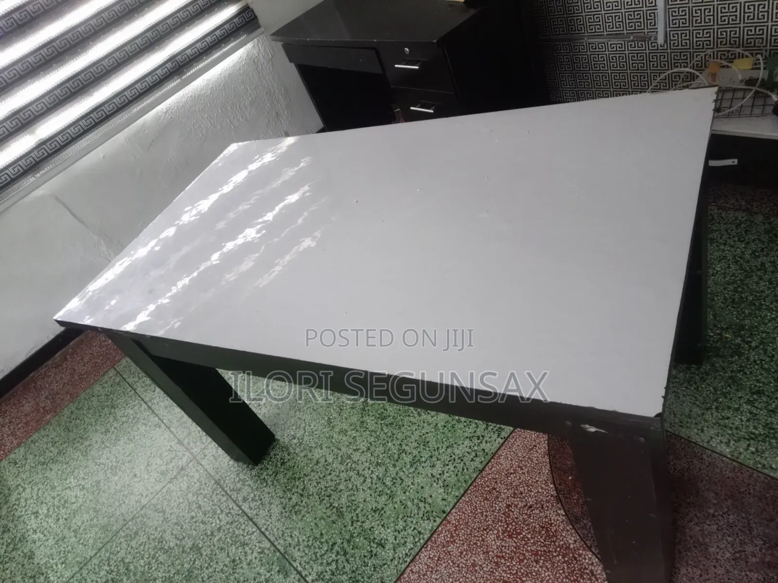 Dinning Table