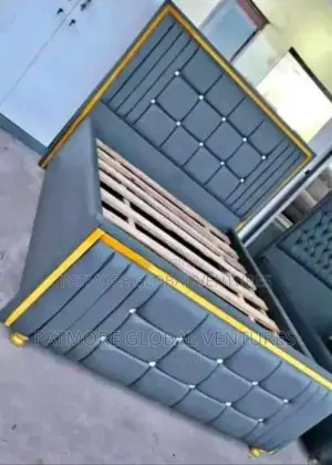 High Class Design Bedframe
