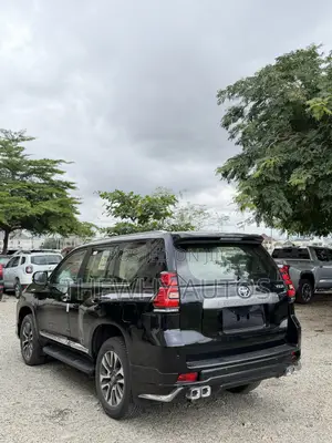 Toyota Land Cruiser Prado 2.4 Petrol 2024 Silver