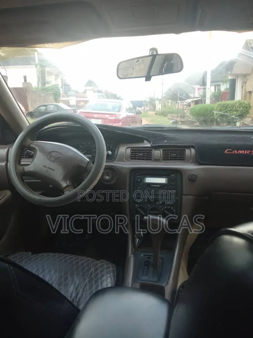 Toyota Camry 2001 Gray
