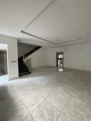 4bdrm Townhouse / Terrace in Life Camp for rent