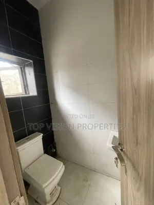 4bdrm Townhouse / Terrace in Life Camp for rent