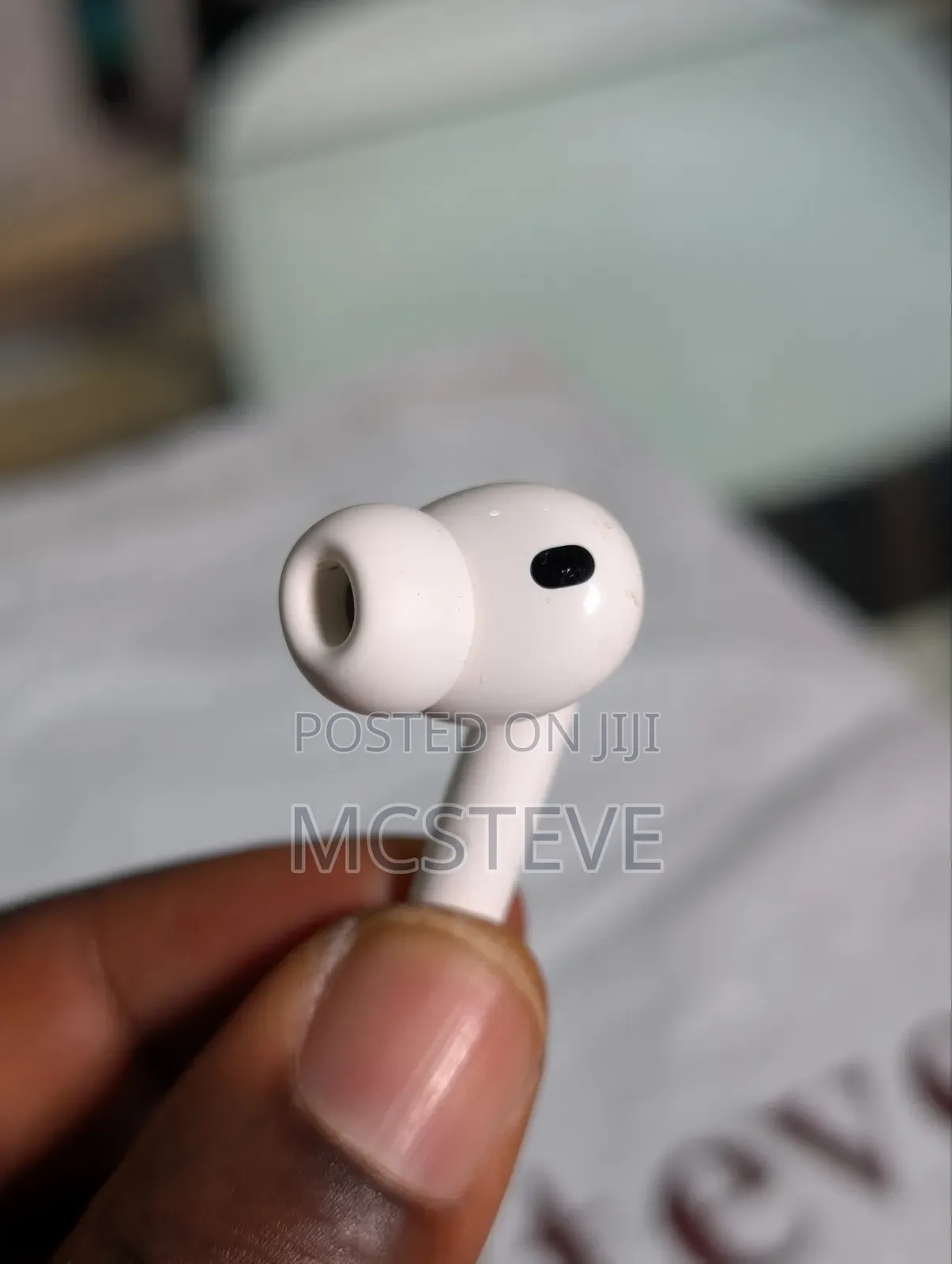 Apple AirPods Pro 3 Right Ear Replacement 100% Original