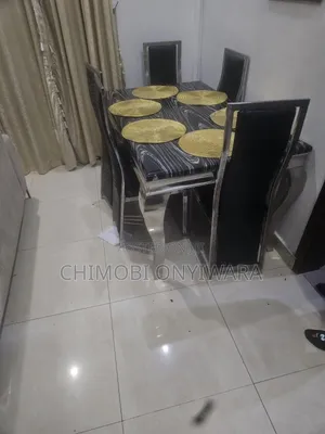 Dinning Table