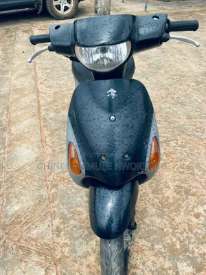 Suzuki Lets 2018 Black