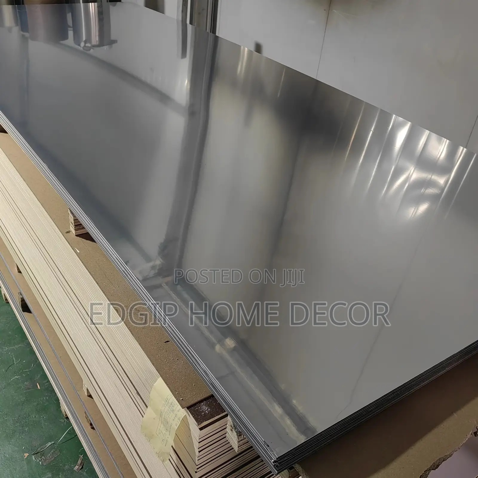 Flexible Acrylic Mirror Board (4ft by 9ft)