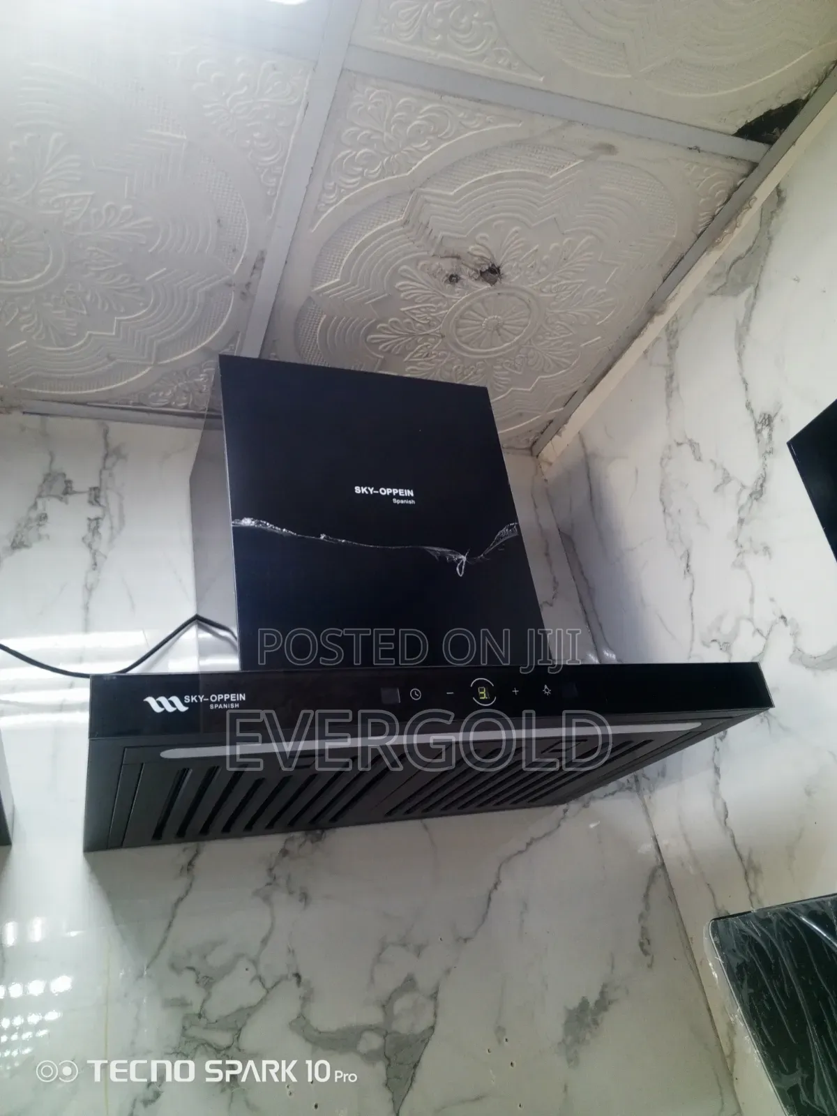 60cm Kitchen Extractor With Charcoal Filter and 6 Inch Aluminum Host