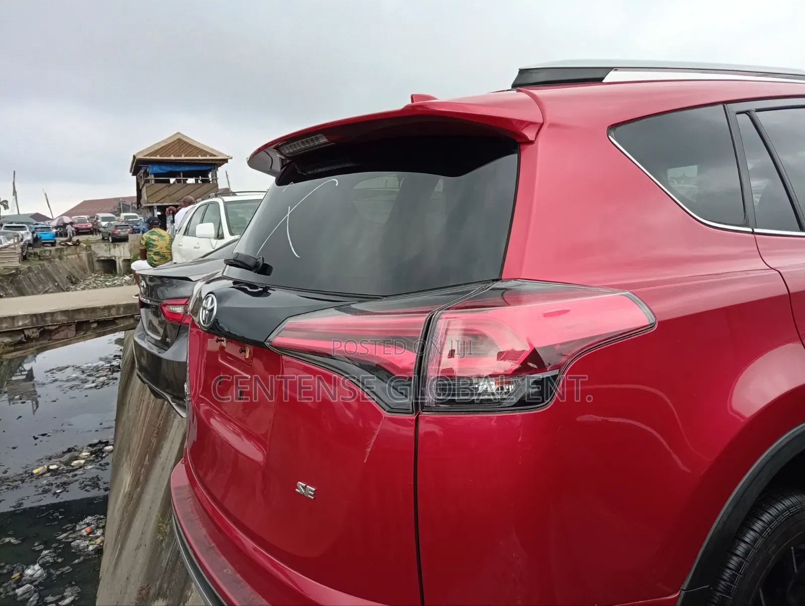 Toyota RAV4 2017 Red