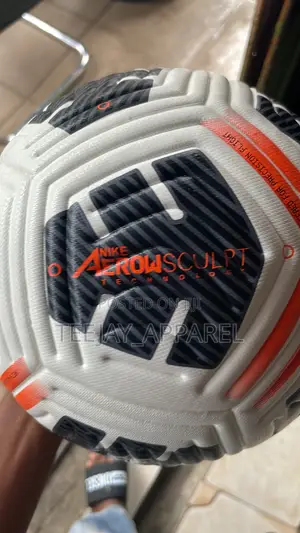 Nike Aerowsculpt Football – Premium Match Training Ball