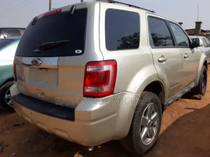 Ford Escape Limited 2012 Gold