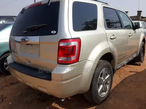 Ford Escape Limited 2012 Gold