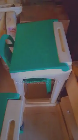 Student Table and Chairs