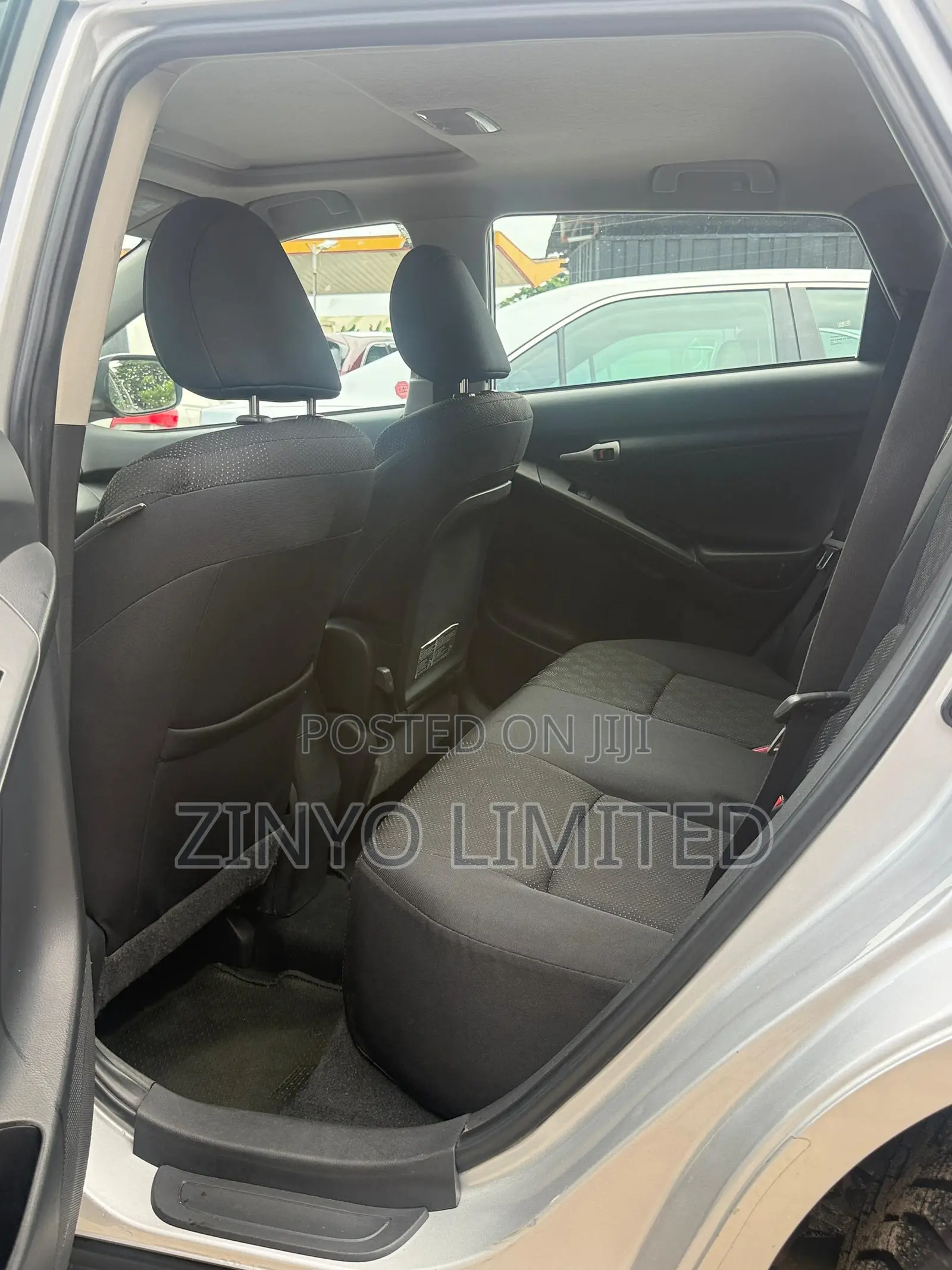 Pontiac Vibe 2008 Silver