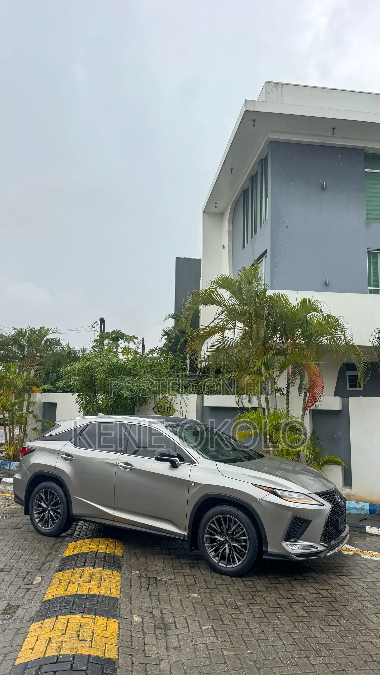 Lexus RX 2020 Gold